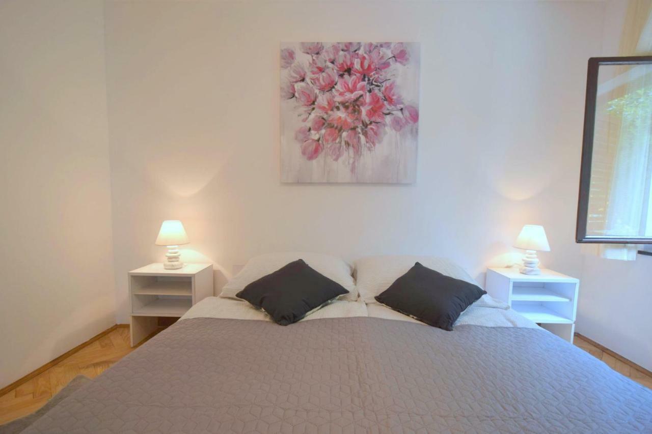 Apartments Jadanec Malinska Zewnętrze zdjęcie