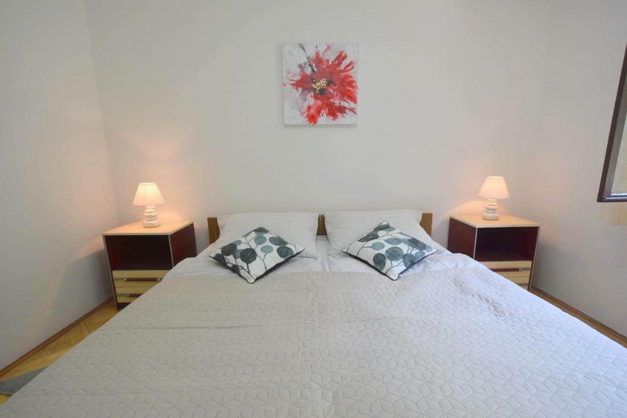 Apartments Jadanec Malinska Zewnętrze zdjęcie