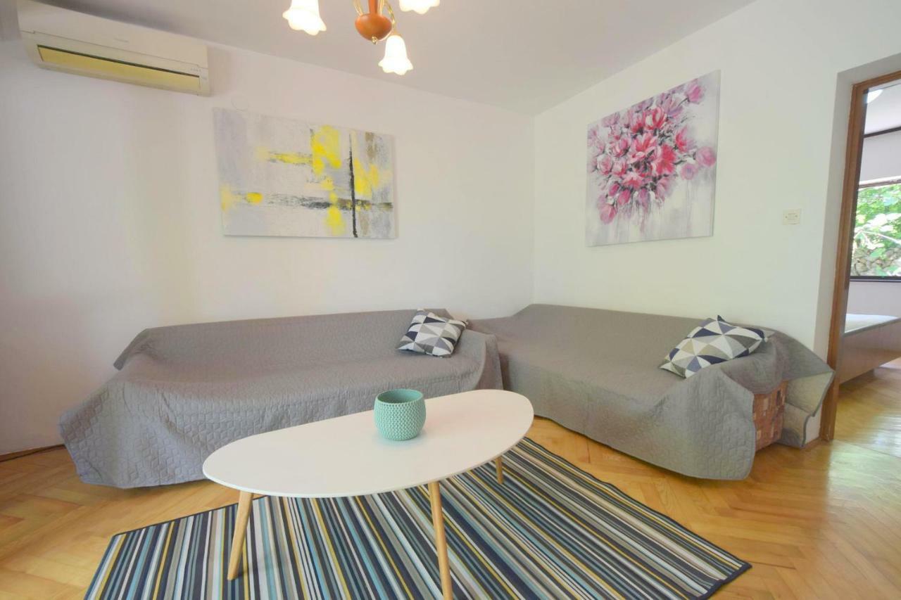 Apartments Jadanec Malinska Zewnętrze zdjęcie