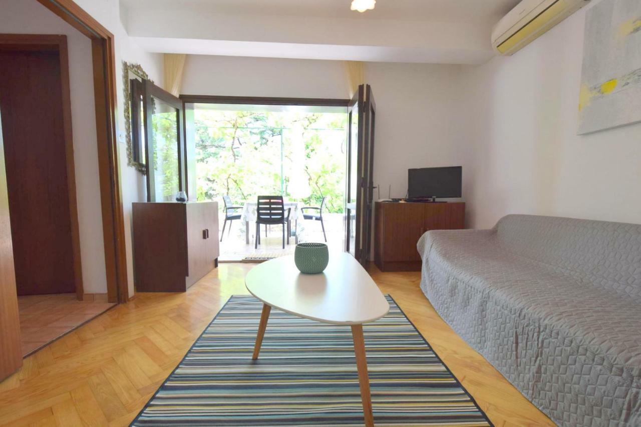 Apartments Jadanec Malinska Zewnętrze zdjęcie